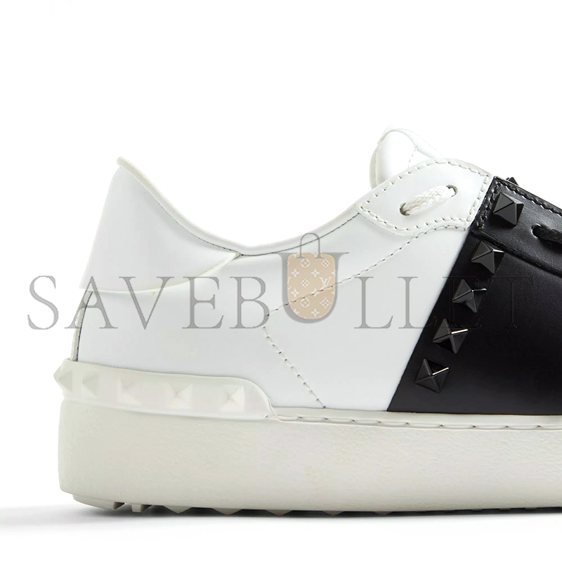 VALENTINO ROCKSTUD UNTITLED SNEAKER IN CALFSKIN LEATHER WITH TONAL STUDS 7W2S0A01LTU_A01 VALENTINO ROCKSTUD UNTITLED SNEAKER IN CALFSKIN LEATHER WITH TONAL STUDS 7W2S0A01LTU_A01